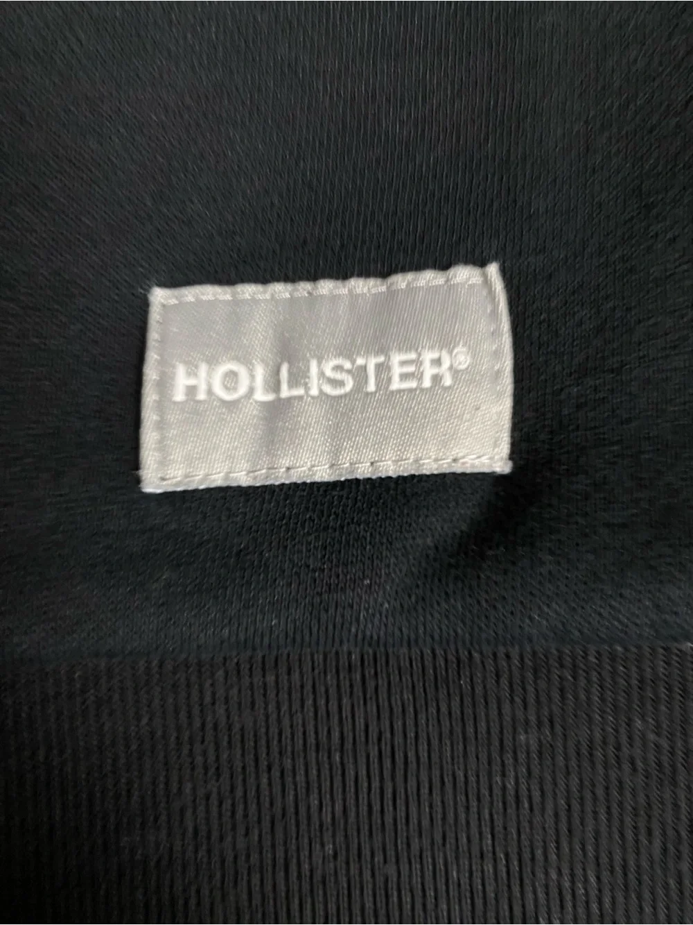 Hollister Small Black Relxed Fit Crewneck Minimalist Sweatshirt- Streetwear